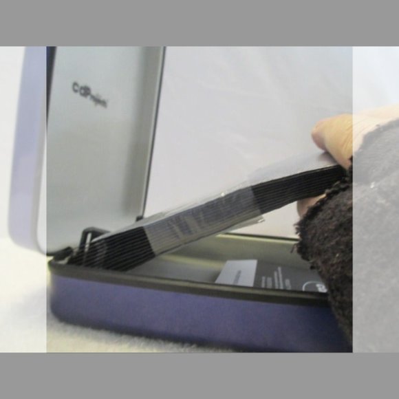 CD Projects Hard Snap Gun Metal Steel Case - 24 Disc Holder - Bubble Sleeves - Picture 10 of 12